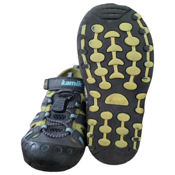 Kamik shoes - Picture 2 of 2